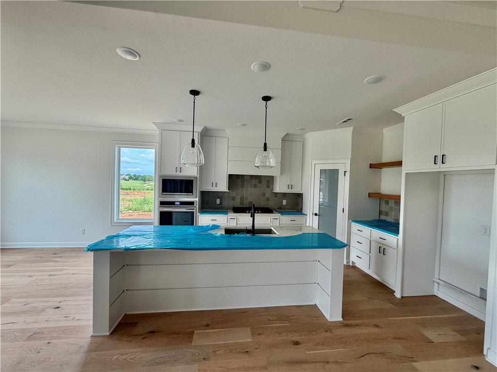 Hillcrest - Residential