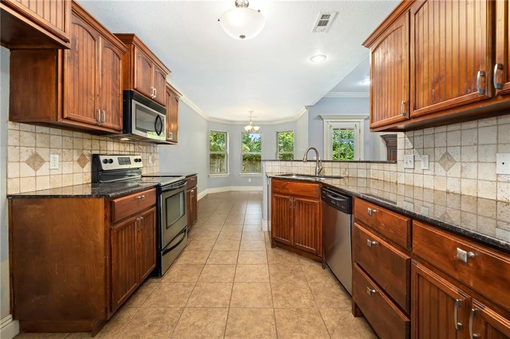 Lierly Lane Sub - Residential Lease