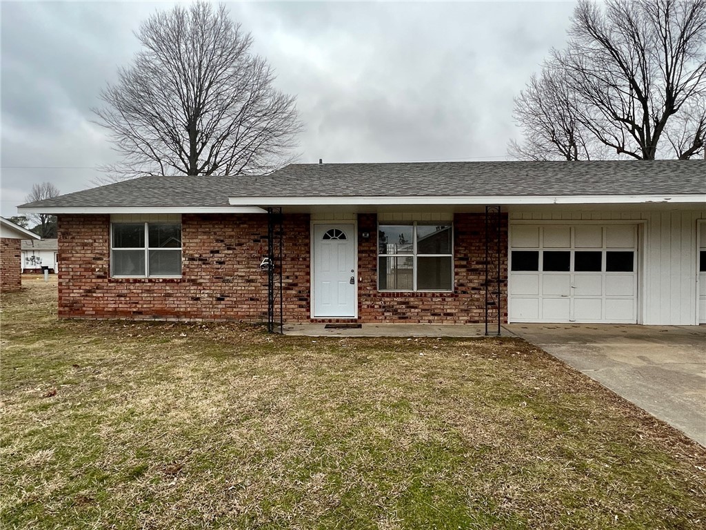 34-18-30 SPRINGDALE OUTLOTS - Residential Lease