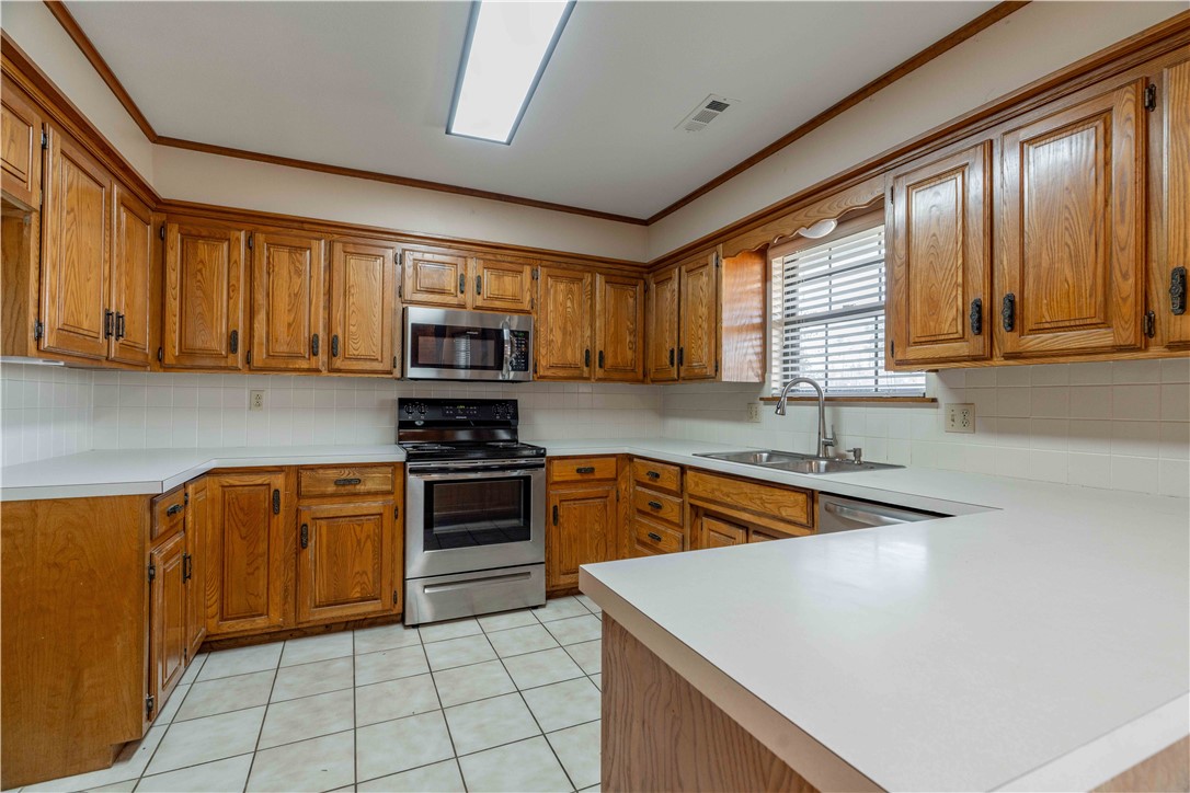 Chateau Terrace Unit 1 Ph 1 Rogers - Residential