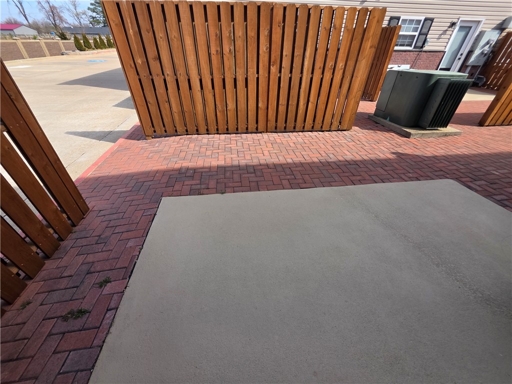 33-20-30 Bentonville - Residential Lease