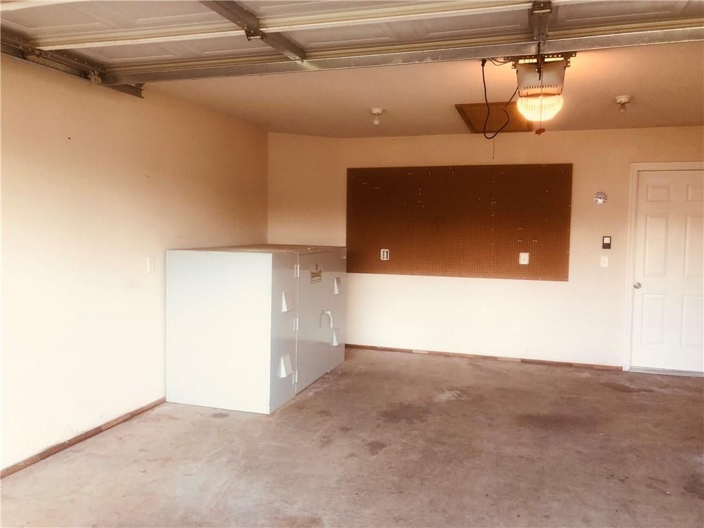 Centerpoint Sub Ph 5 Centerton - Residential Lease