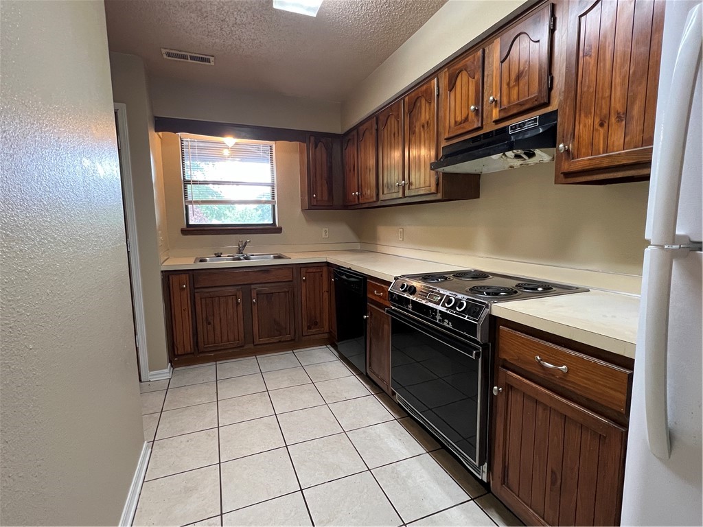 n/a - Residential Lease