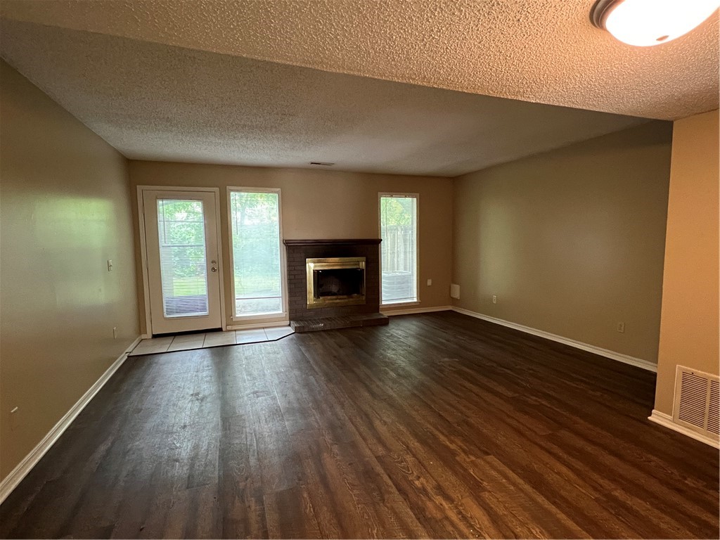 n/a - Residential Lease