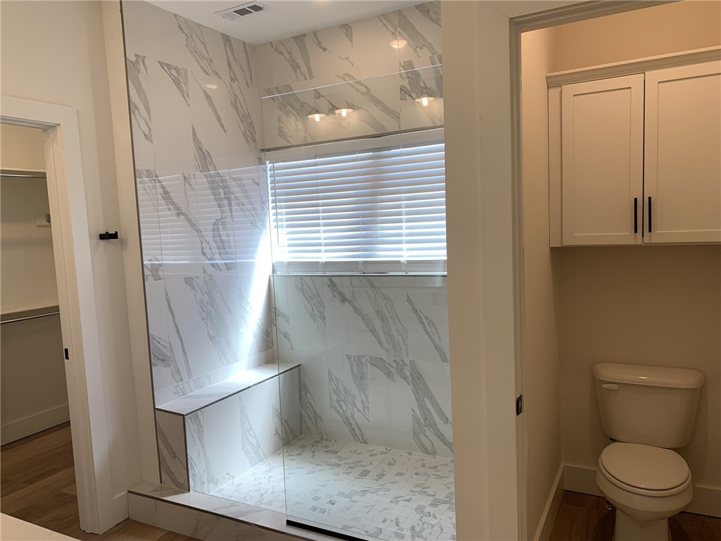 Livingston Square - Residential Lease