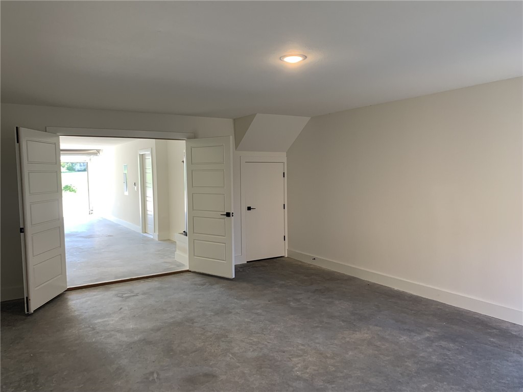 Livingston Square - Residential Lease