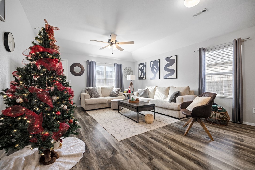 Lincoln Place Lowell - Residential