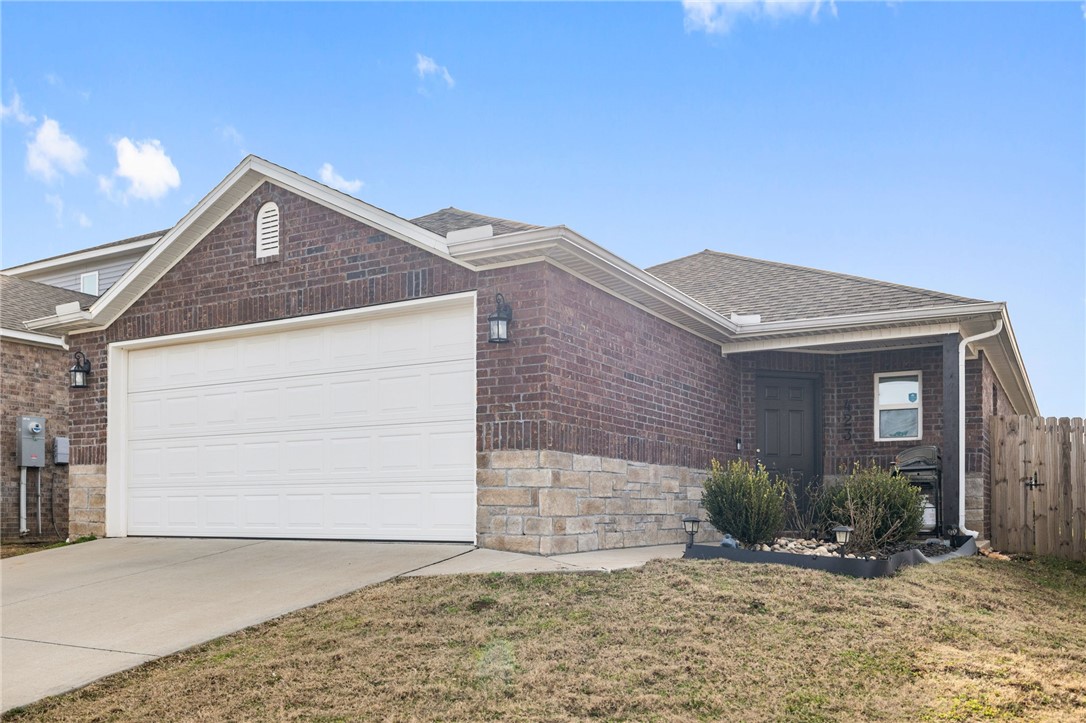 Lincoln Place Lowell - Residential