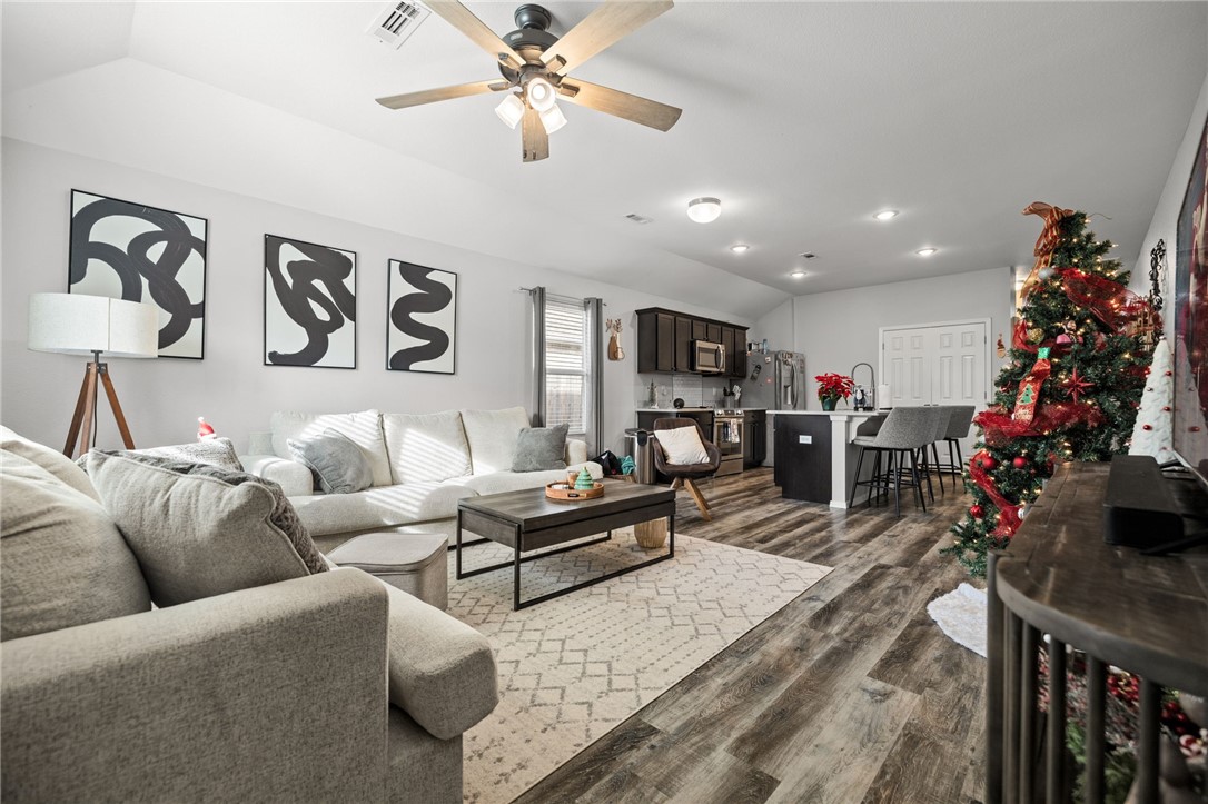 Lincoln Place Lowell - Residential