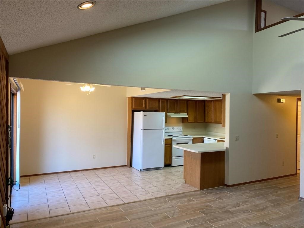 Sundance Acres Ph 4 - Residential Lease