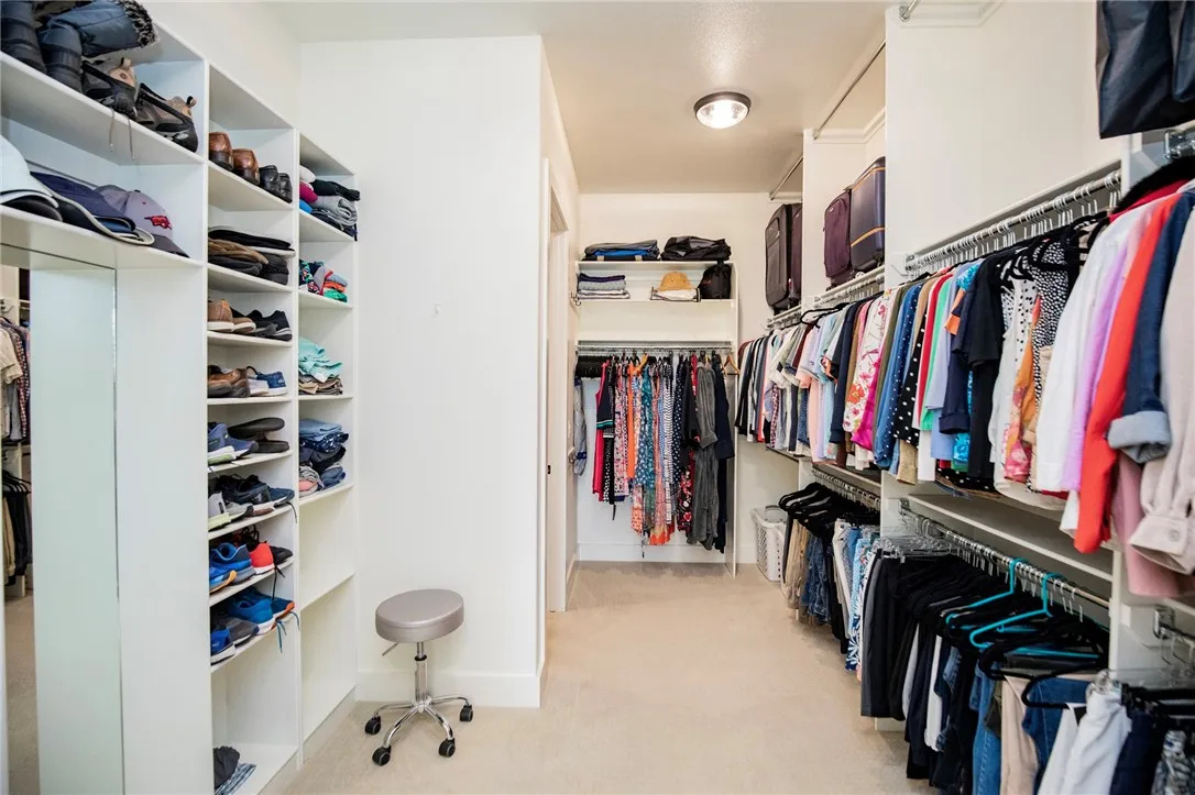 Bentonville, Arkansas 72713, United States, 4 Bedrooms Bedrooms, ,4 BathroomsBathrooms,Residential,Active,191554