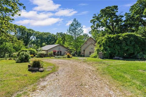 Photo of 4702 Rocky Ridge Trail, Rogers, AR 72756 (MLS # 1346978)