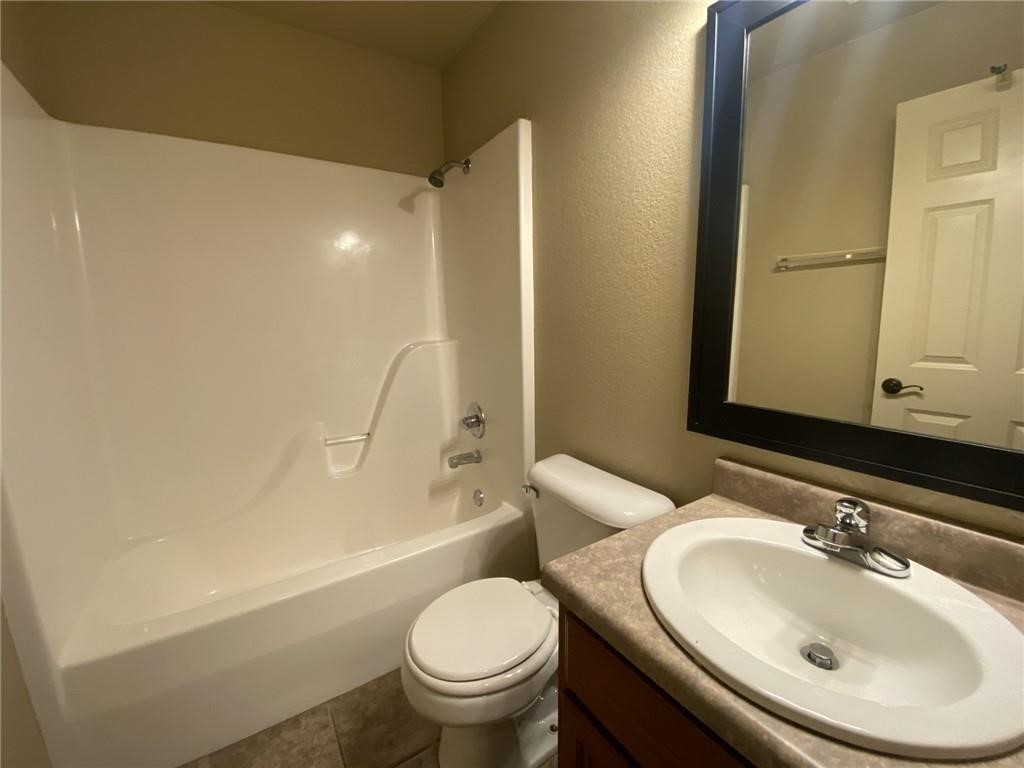 Chevaux Court Condos Hpr - Residential Lease