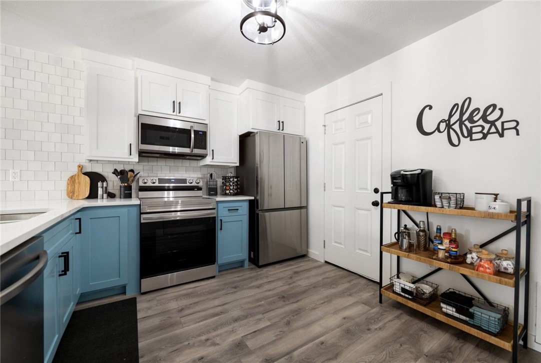 DURHAM PLACE-BENTONVILLE - Residential Lease