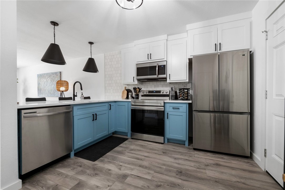 DURHAM PLACE-BENTONVILLE - Residential Lease