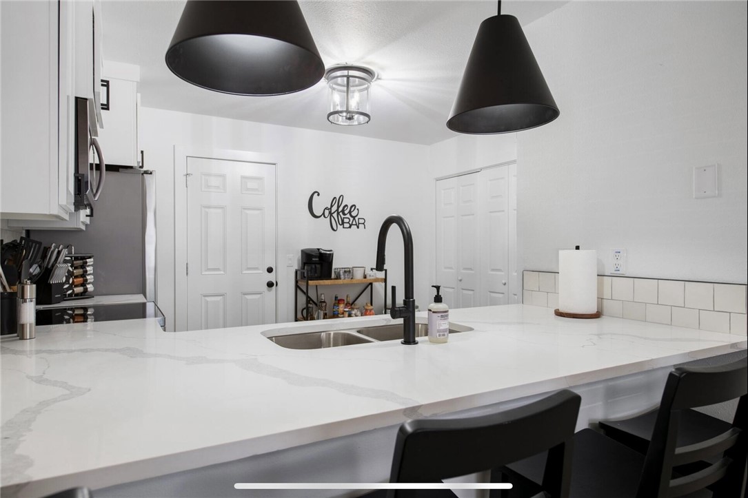 DURHAM PLACE-BENTONVILLE - Residential Lease