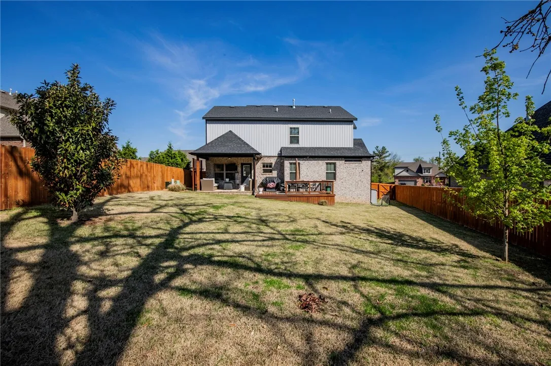 Cave Springs, Arkansas 72718, United States, 4 Bedrooms Bedrooms, ,4 BathroomsBathrooms,Residential,Pending,106788