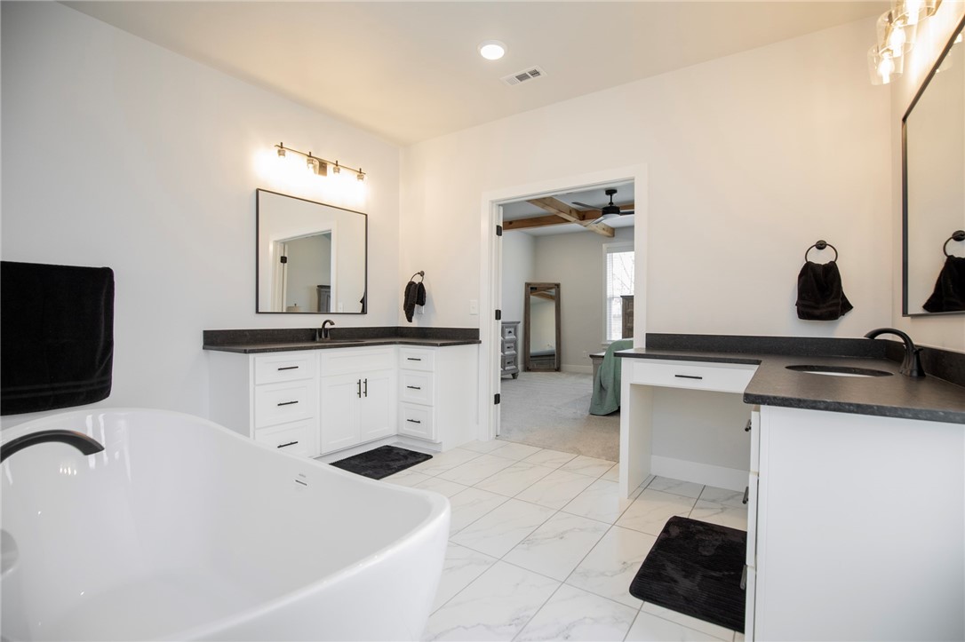 Jenna Estates Gravette - Residential