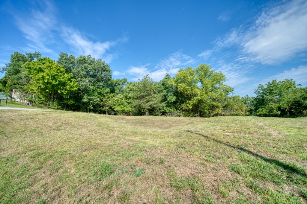 Mundell Heights - Land