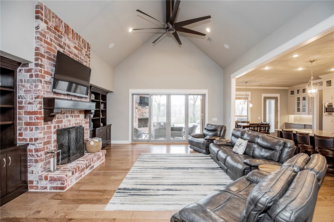 Otter Creek Estates Ph I Cave Spgs - Residential