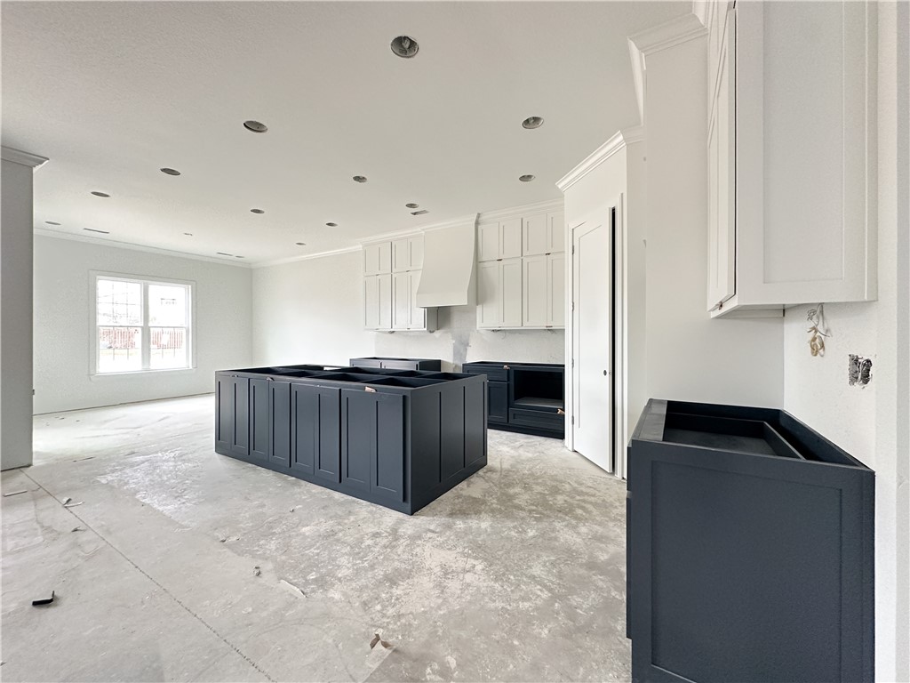 County Line Square - Residential