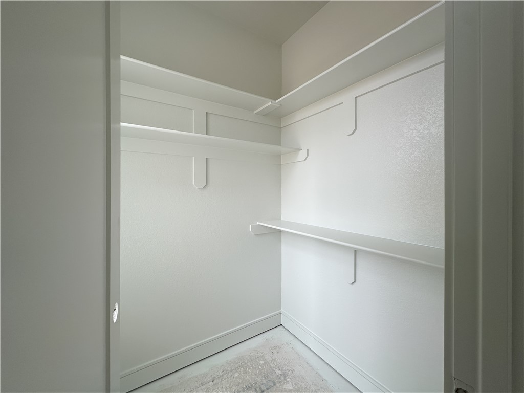 County Line Square - Residential