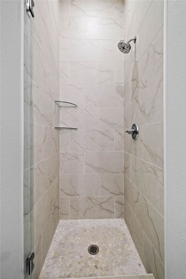 County Line Square - Residential