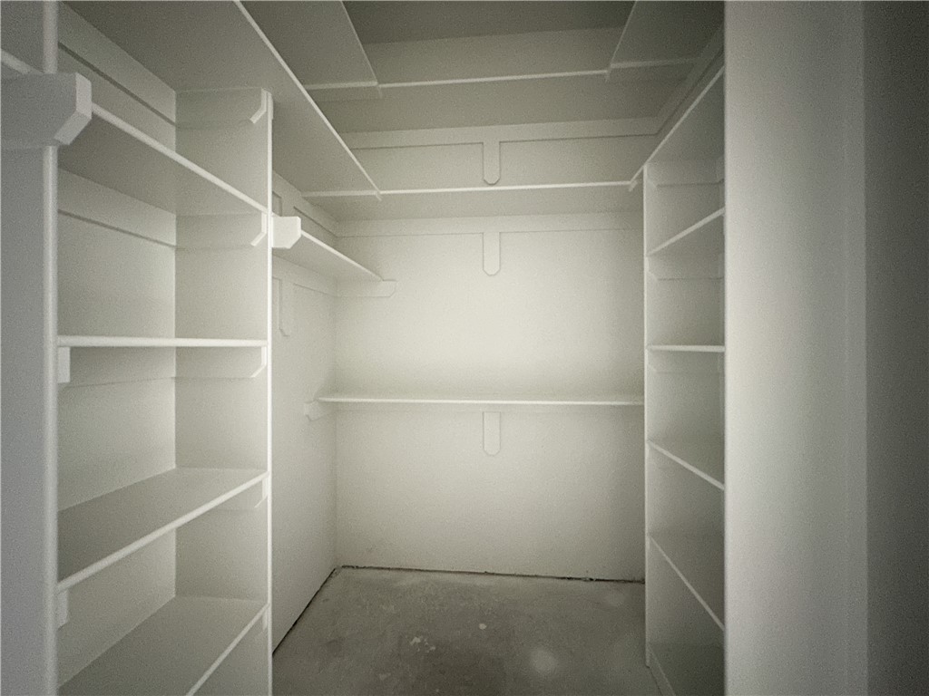 County Line Square - Residential