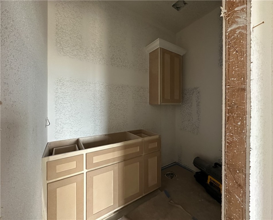 County Line Square - Residential