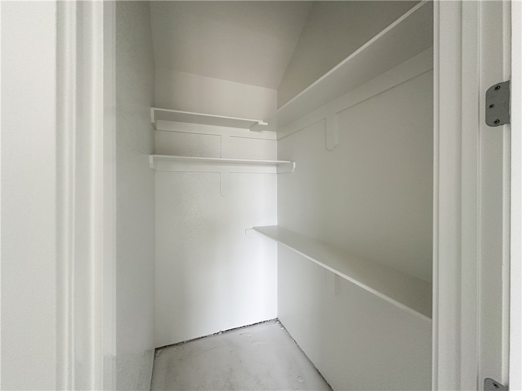 County Line Square - Residential