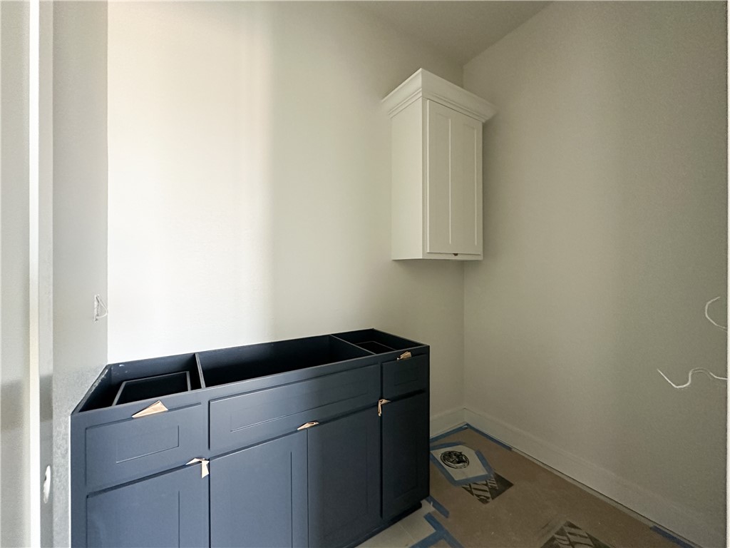 County Line Square - Residential