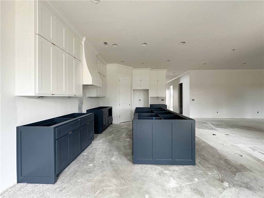 County Line Square - Residential