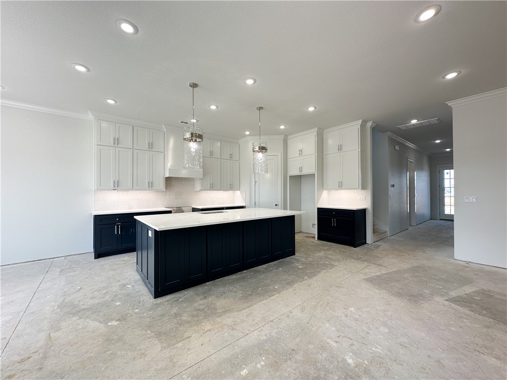 County Line Square - Residential