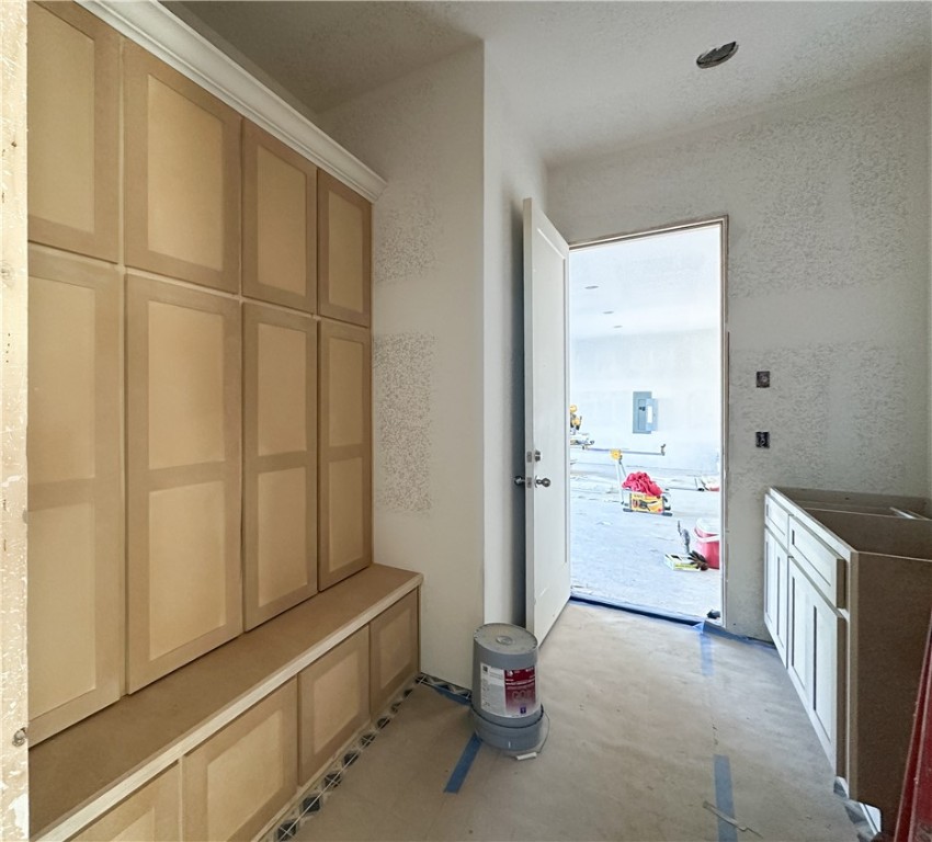 County Line Square - Residential