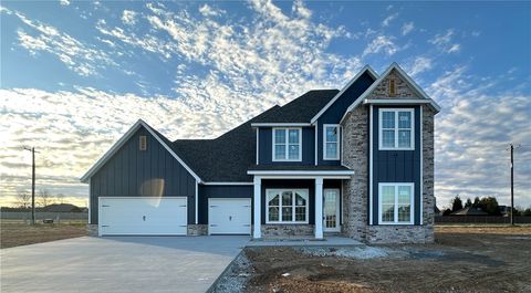 Photo of 6485 Courtland Avenue, Springdale, AR 72762 (MLS # 1328999)