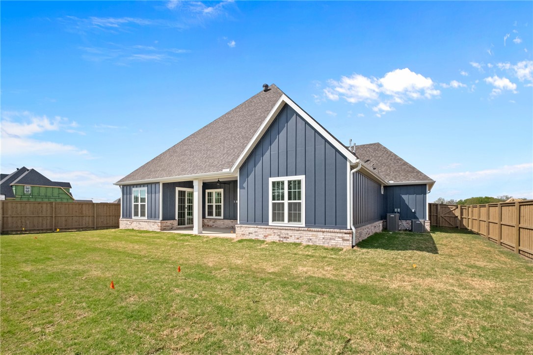 County Line Square - Residential