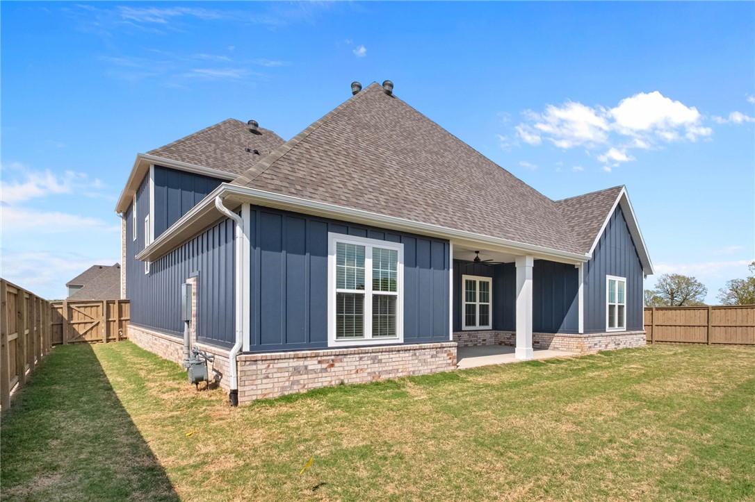 County Line Square - Residential