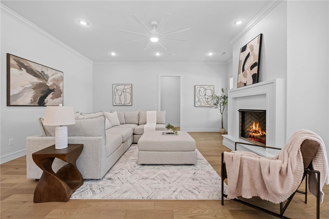 County Line Square - Residential
