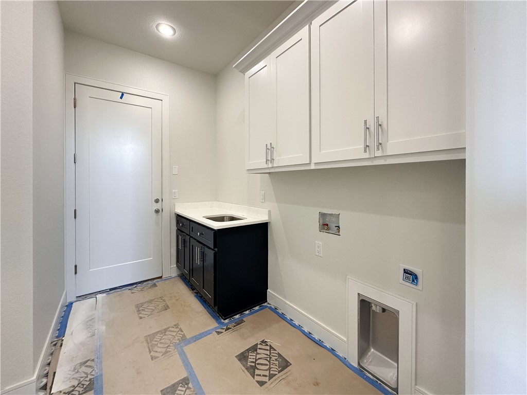 County Line Square - Residential