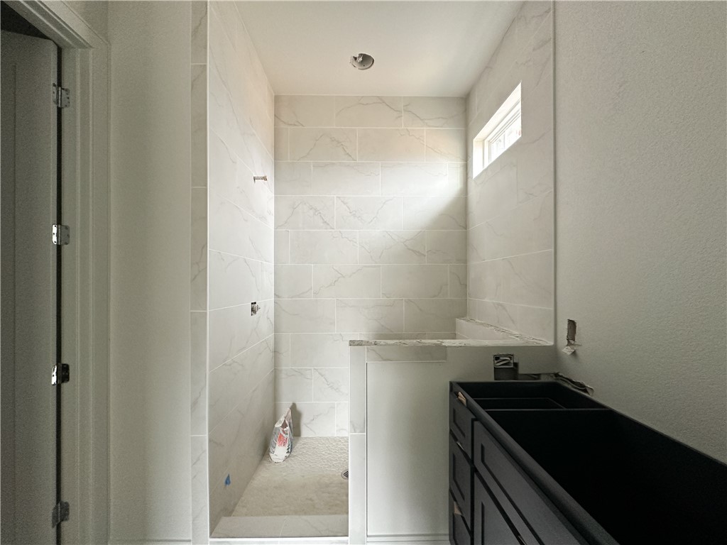 County Line Square - Residential