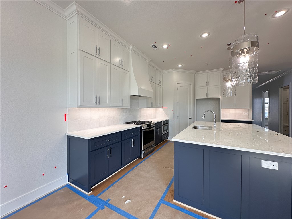 County Line Square - Residential