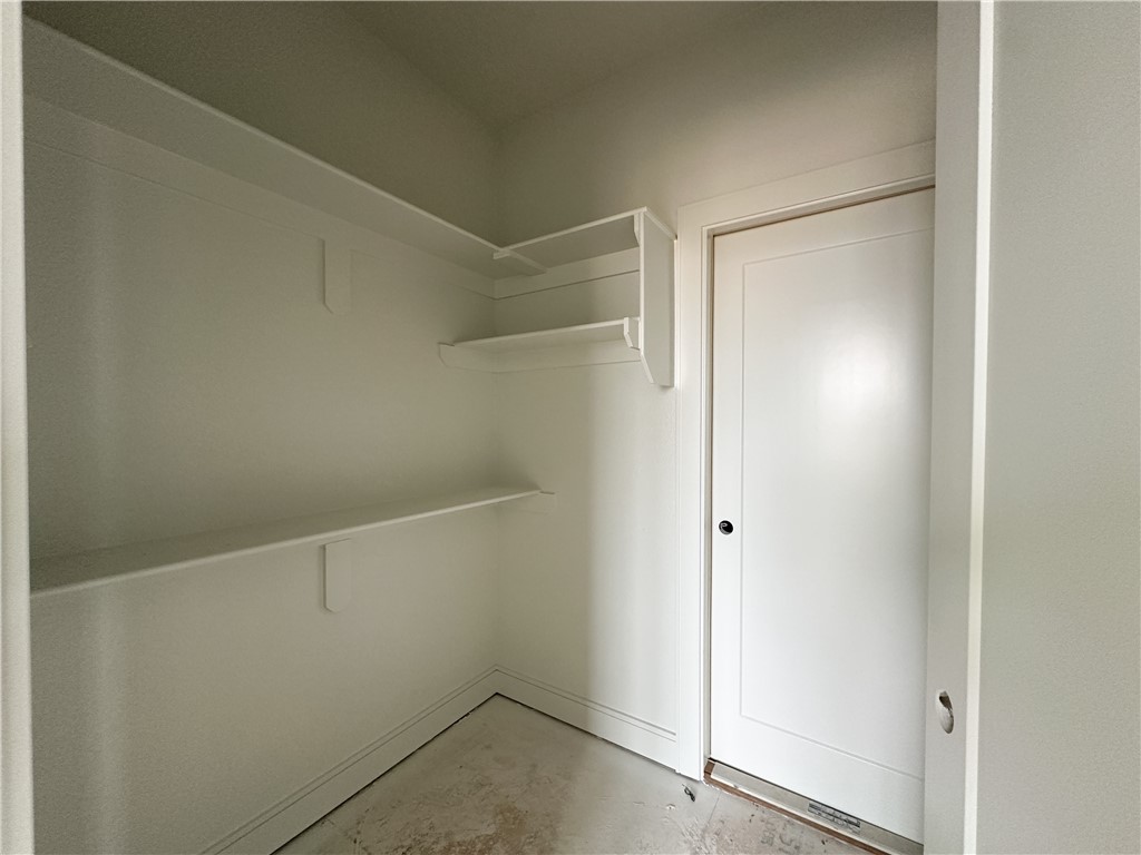 County Line Square - Residential