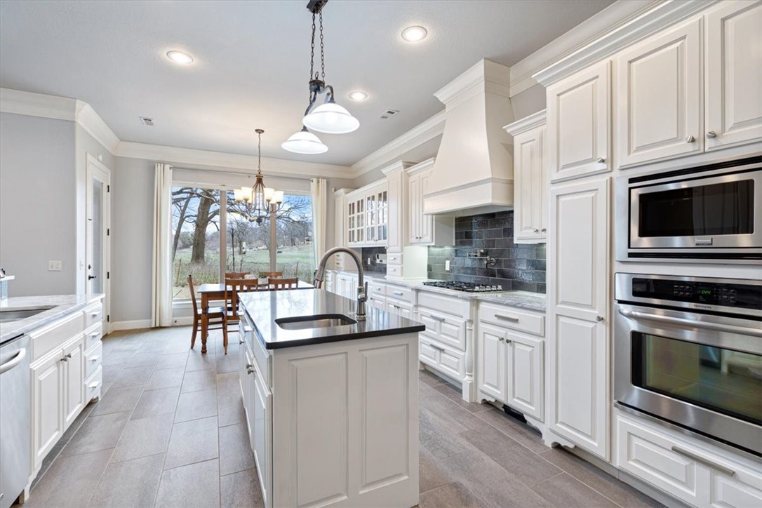 Chattin Valle Sub Cave Spgs - Residential