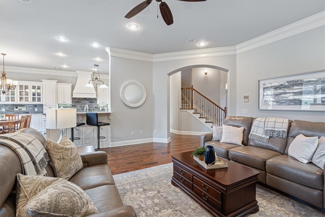 Chattin Valle Sub Cave Spgs - Residential