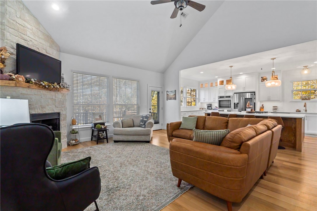 Country Acres Unit 3 Siloam Spgs - Residential