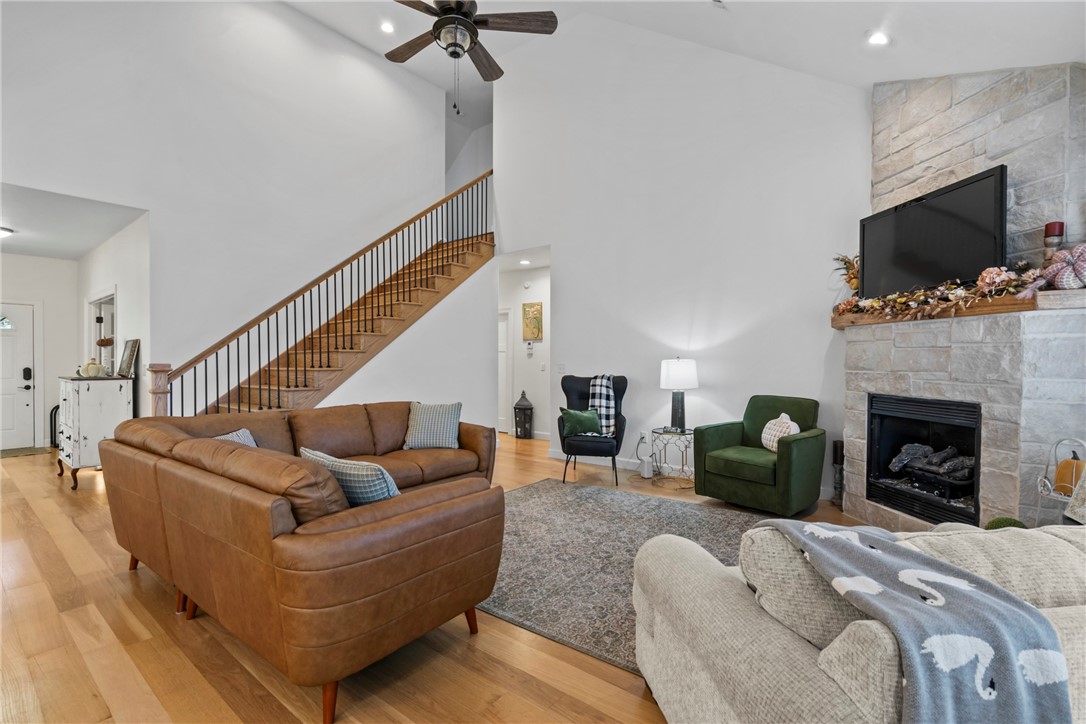 Country Acres Unit 3 Siloam Spgs - Residential