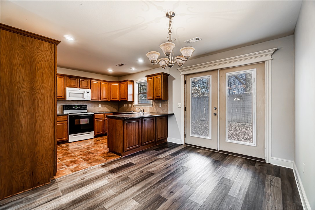 Country Meadows Sub Gravette - Residential Income