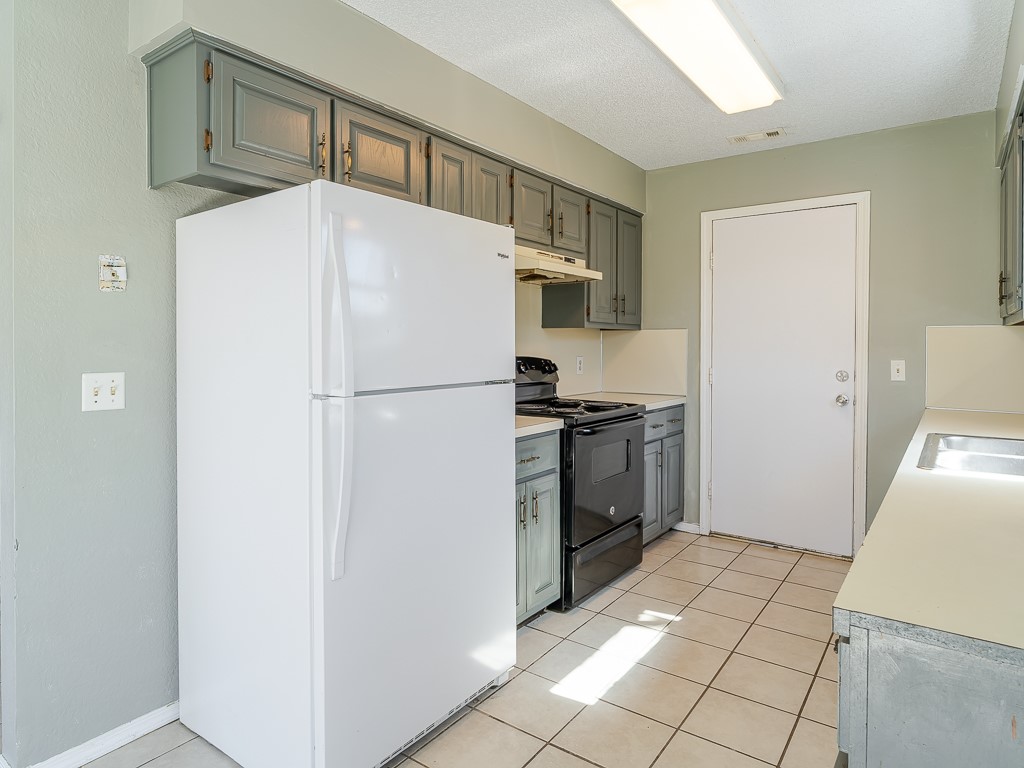 Apple Ridge Sub Bentonville - Residential Lease