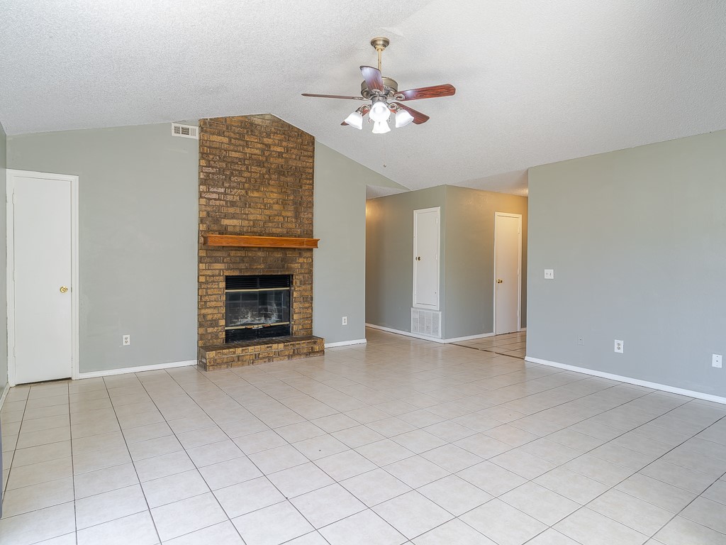 Apple Ridge Sub Bentonville - Residential Lease
