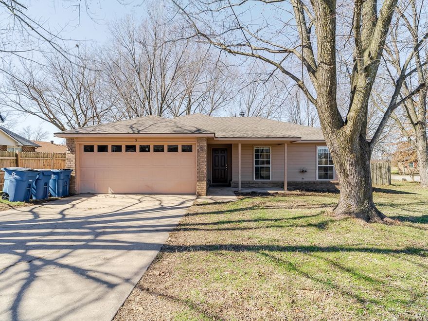 Terrific location and walking distance to many schools. Minutes away from all of your downtown Bentonville activities and eateries. 3-bedroom 2-bath with lots of updates. Large back yard area and 2 car garage. Tile in all main living areas. One pet considered with additional deposit. All adult occupants complete application. $50/person to apply. Application link attached. Tenant placement only, owner managed.